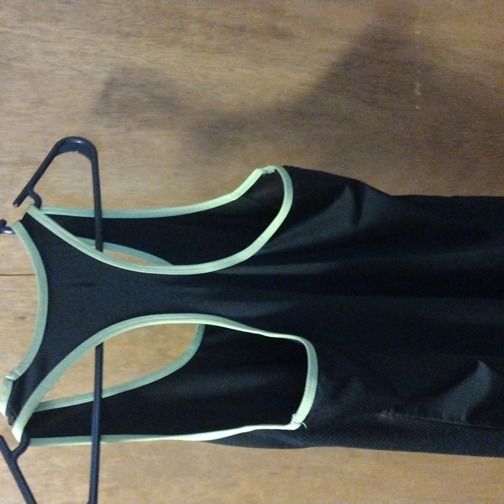Tank top - Picture 4 of 6